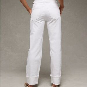 AE Women's high waisted short white Jeans